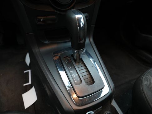 Used 2011 Ford Fiesta SE w/ 203A Rapid Spec Order Code image 17