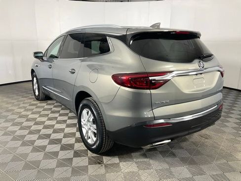 Used 2018 Buick Enclave Essence w/ Trailering Package image 4