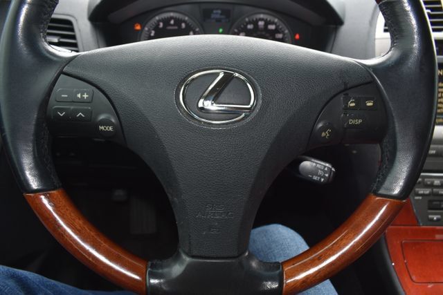 Used 2007 Lexus ES 350 w/ Premium Plus Pkg FWD image 19