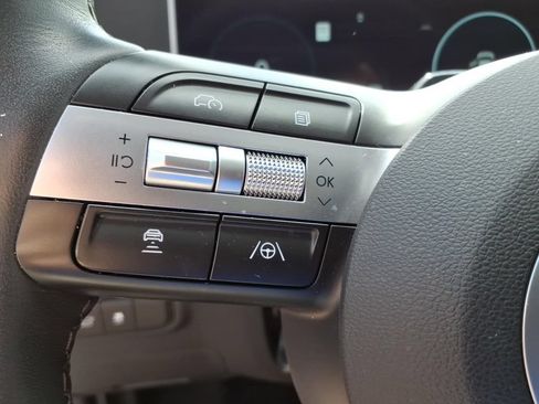 Used 2025 Hyundai Tucson SEL FWD image 19