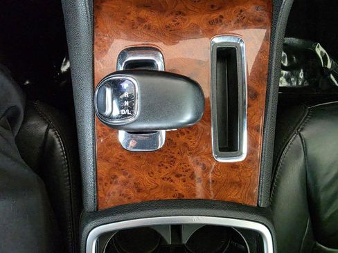 Used 2013 Chrysler 300 w/ Driver Convenience Group RWD image 25