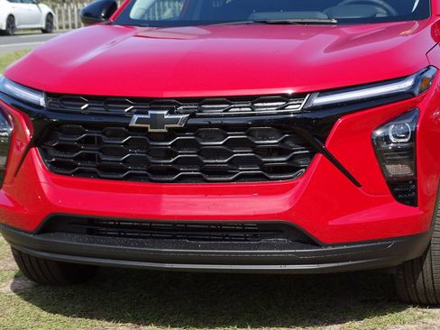 New 2026 Chevrolet Trax LT w/ Driver Confidence Package image 26