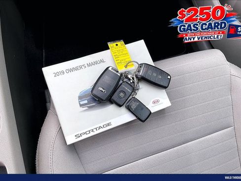 Used 2019 Kia Sportage LX w/ LX Popular Package FWD image 11