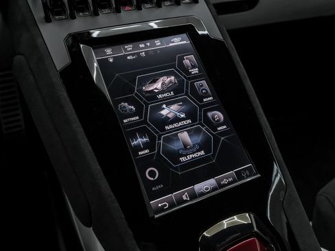 Used 2023 Lamborghini Huracan Tecnica image 40