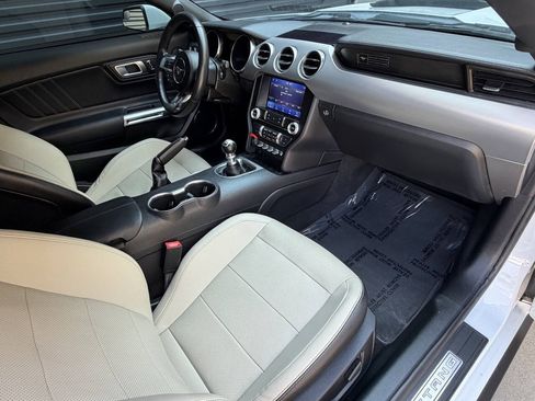 Used 2020 Ford Mustang GT Premium RWD image 18