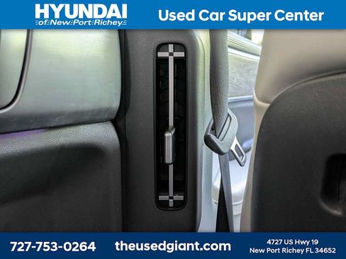 Used 2025 Hyundai Santa Fe Calligraphy FWD image 21