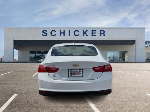 Used 2024 Chevrolet Malibu LT FWD image 4