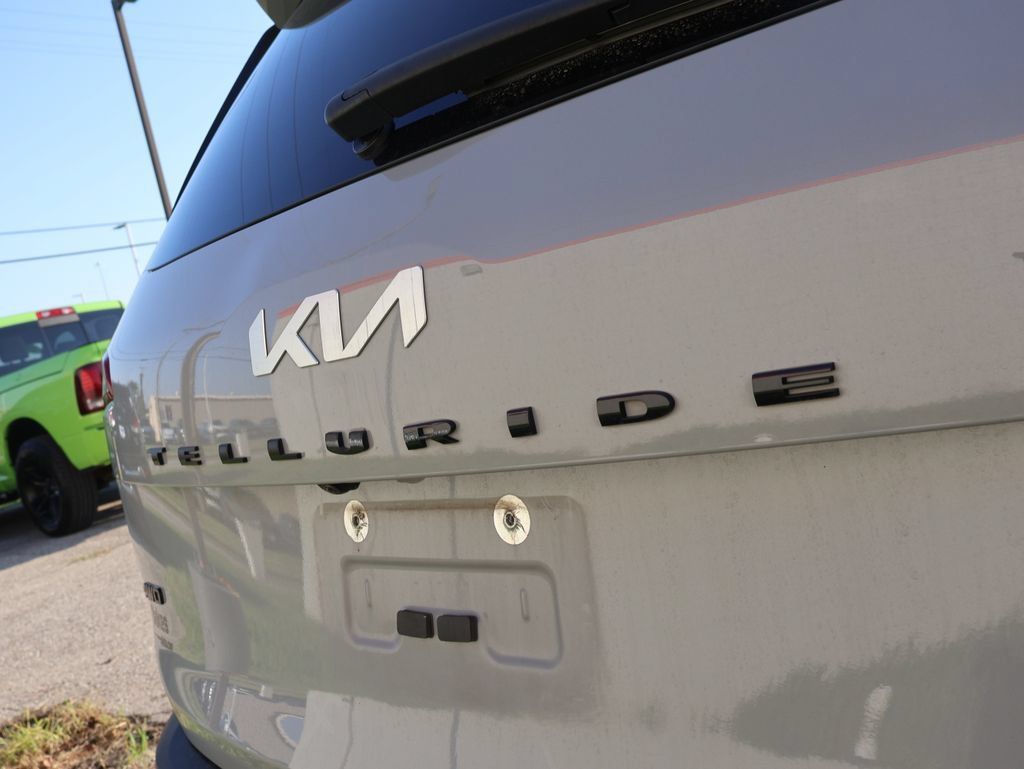Used 2022 Kia Telluride EX w/ EX Premium Package AWD/4WD image 18
