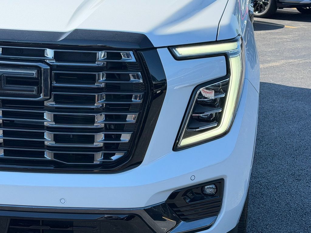 New 2026 GMC Yukon XL Denali Ultimate AWD/4WD image 7