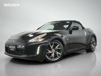 Used 2014 Nissan 370Z Touring w/ Sport Package RWD video 1
