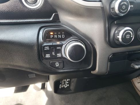 Used 2020 RAM 1500 Big Horn AWD/4WD image 19