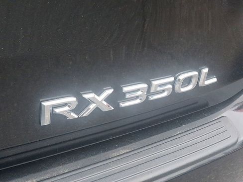 Used 2022 Lexus RX 350L Premium w/ Premium Package image 31