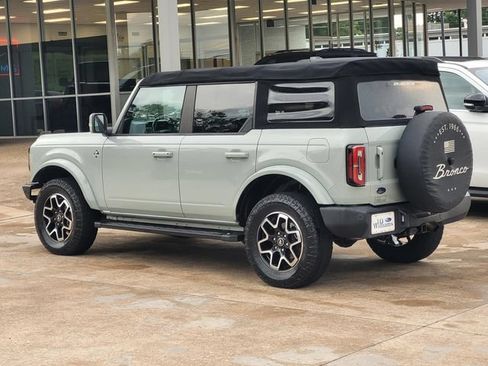 Used 2022 Ford Bronco Outer Banks AWD/4WD image 6