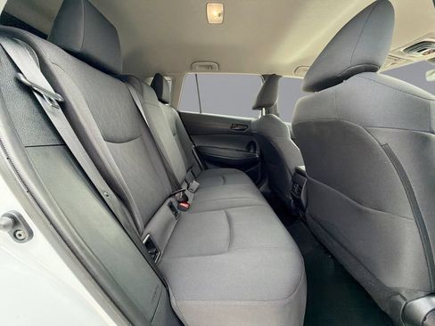 Used 2025 Toyota Corolla Cross LE FWD image 17