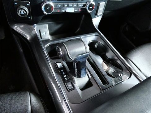 Certified 2022 Ford F150 XLT w/ Equipment Group 302A High image 23