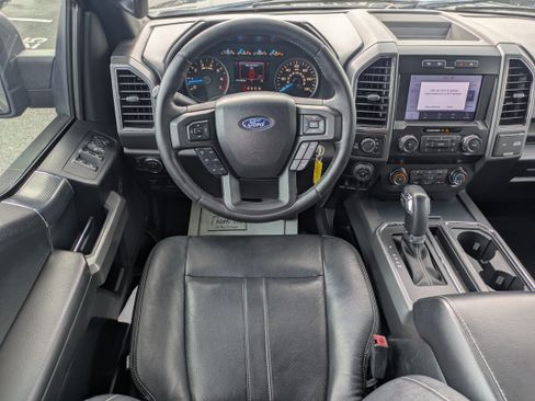 Used 2019 Ford F150 XLT w/ Equipment Group 302A Luxury AWD/4WD image 16