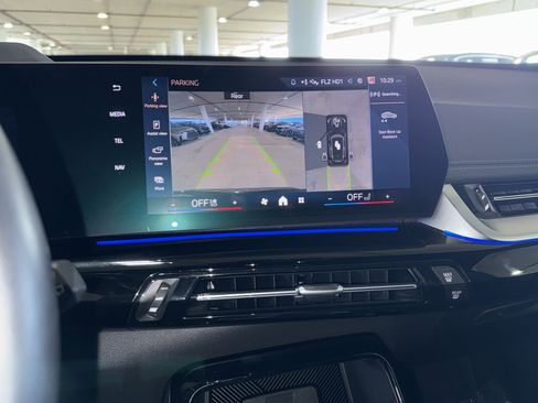 Used 2025 BMW X1 xDrive28i w/ Technology Package image 27