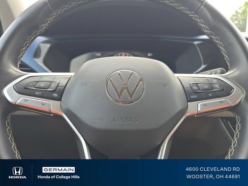 Used 2024 Volkswagen Taos SE FWD image 25