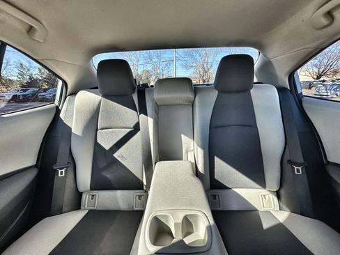 Used 2024 Toyota Corolla LE image 30