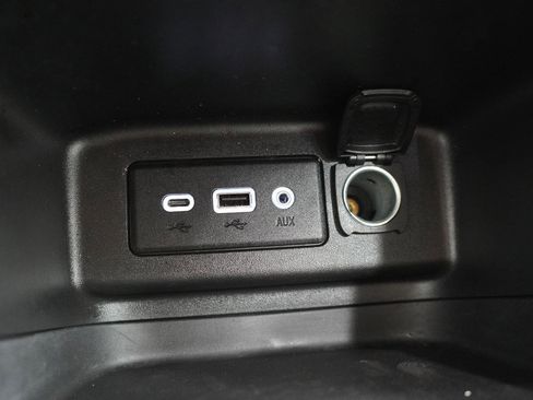Used 2022 Chevrolet Equinox LS w/ LS Convenience Package FWD image 26