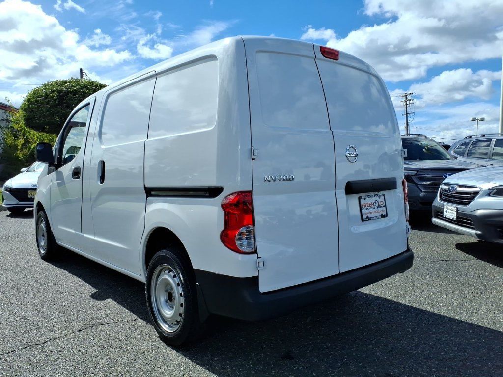 Used 2021 Nissan NV200 S FWD image 19