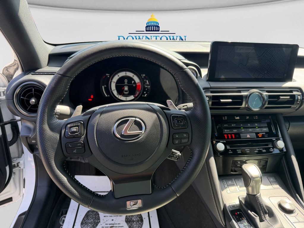 Used 2023 Lexus IS 500 RWD image 10