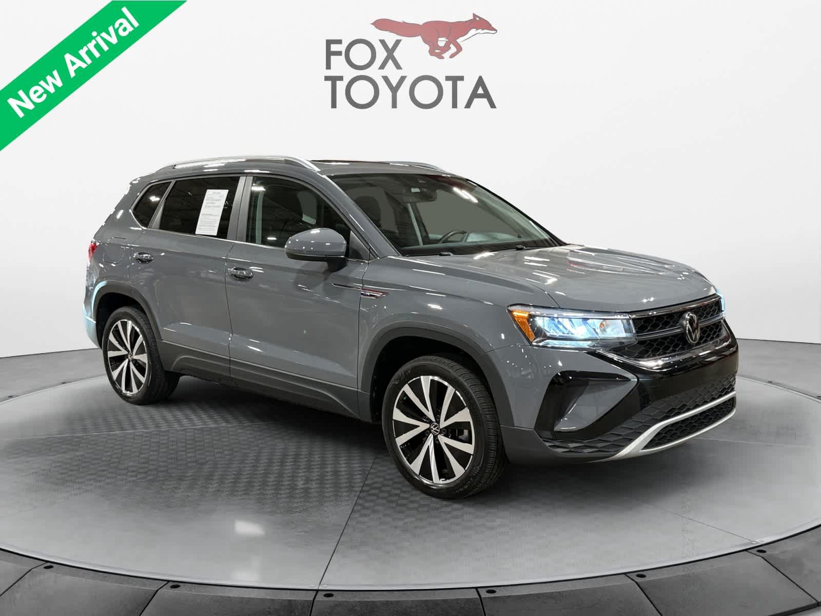 Used 2024 Volkswagen Taos SE FWD image 8