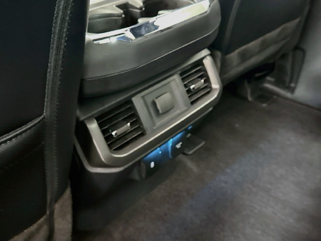 Used 2025 Ford F150 Lariat w/ Equipment Group 501A Mid AWD/4WD image 27