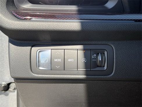 New 2026 Chevrolet Traverse Z71 w/ Driver Confidence Package image 21