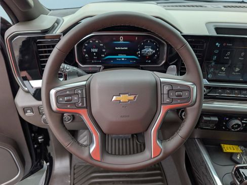 New 2026 Chevrolet Silverado 1500 LTZ w/ LTZ Premium Package AWD/4WD image 21