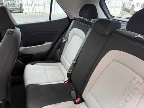 Used 2023 Hyundai Venue SEL w/ Cargo Package FWD image 33