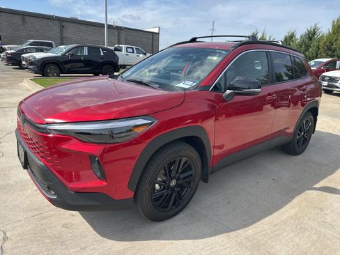 Used 2026 Toyota Corolla Cross XSE w/ Convenience Package image 2