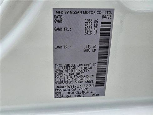 Used 2025 Nissan Altima 2.5 SV FWD image 23