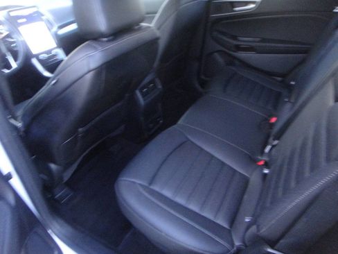 Used 2021 Ford Edge SEL w/ Convenience Package AWD/4WD image 12