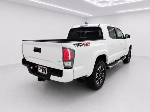Used 2023 Toyota Tacoma TRD Sport w/ TRD Premium Sport Package AWD/4WD image 3