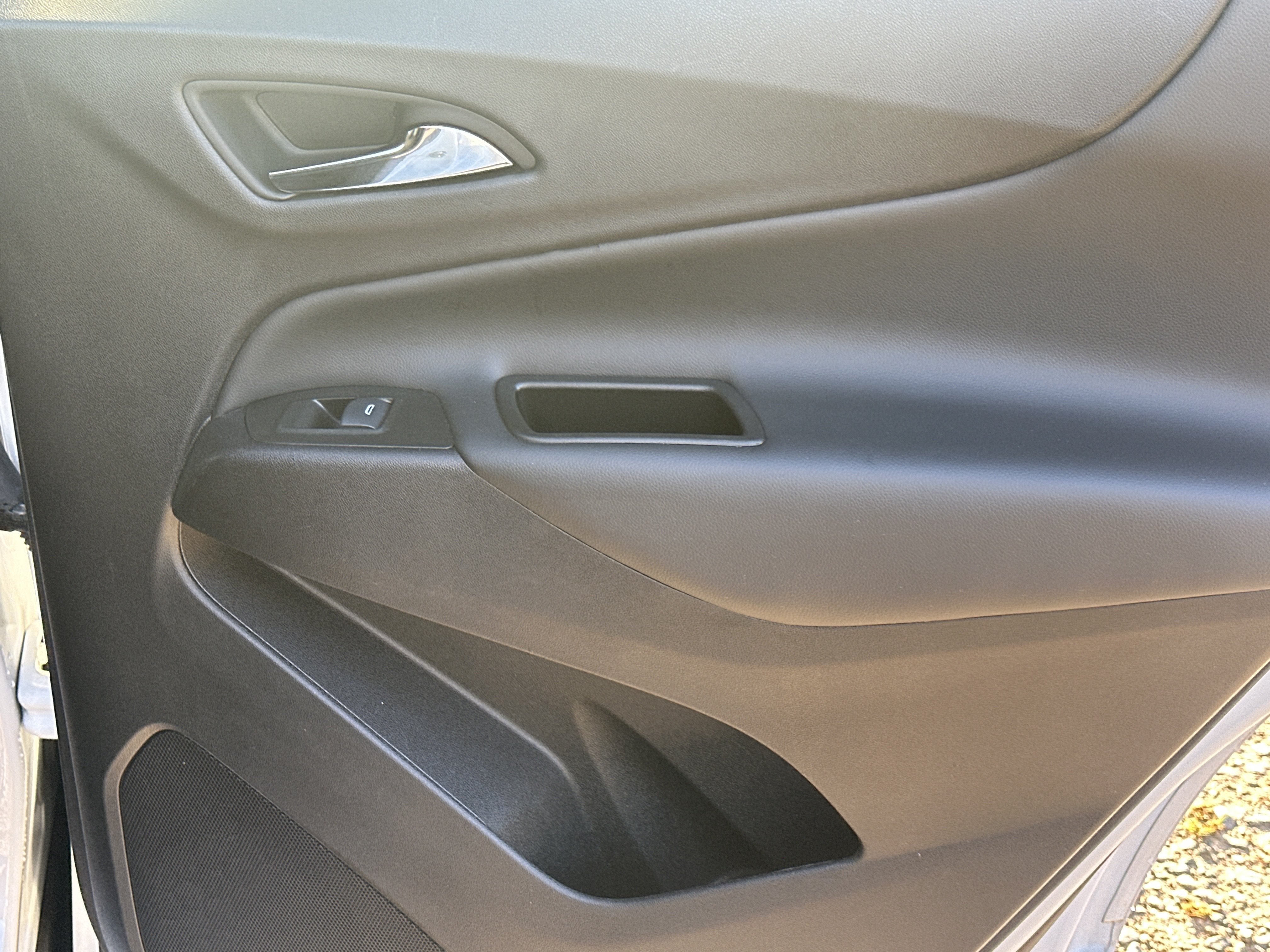 Used 2024 Chevrolet Equinox LT AWD/4WD image 16