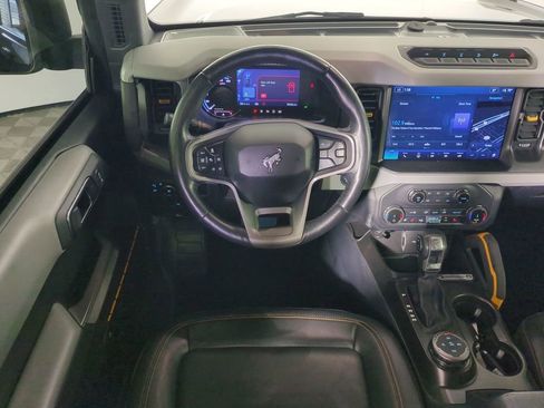 Used 2022 Ford Bronco Badlands image 18