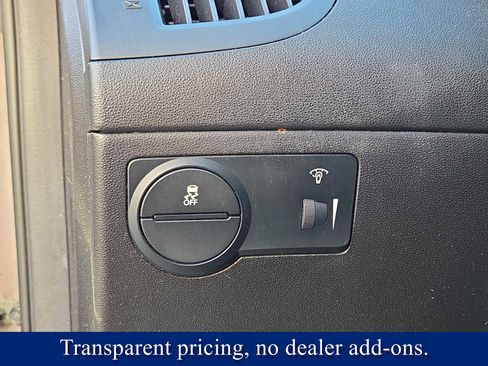 Used 2013 Hyundai Genesis 3.8 image 18