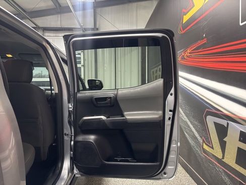 Used 2020 Toyota Tacoma SR5 w/ Technology Package image 23