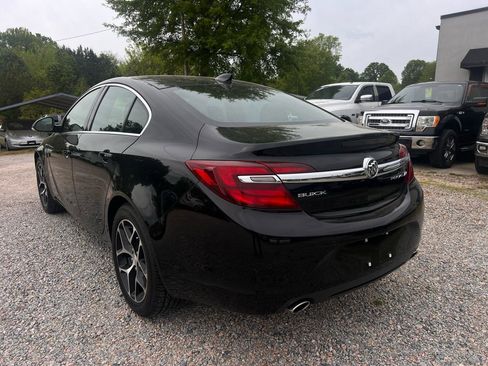 Used 2017 Buick Regal Premium w/ Driver Confidence Package #1 FWD image 7