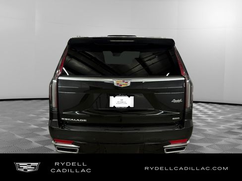 Used 2023 Cadillac Escalade Premium Luxury AWD/4WD image 4