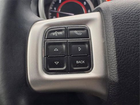 Used 2016 Dodge Journey SXT image 12