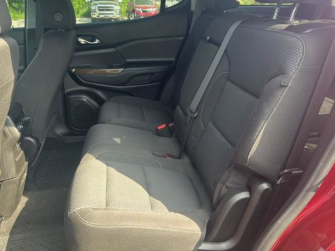 Used 2020 GMC Acadia SLE FWD image 10