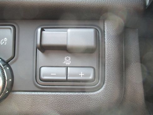 New 2026 GMC Yukon Elevation w/ Elevation Premium Package AWD/4WD image 21