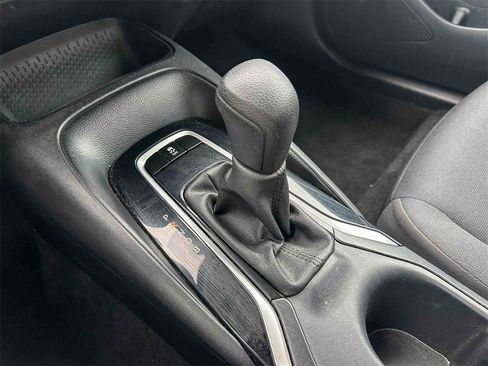 Used 2024 Toyota Corolla LE image 32