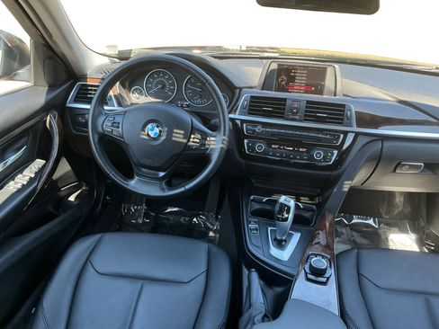 Used 2016 BMW 320i xDrive Sedan image 14