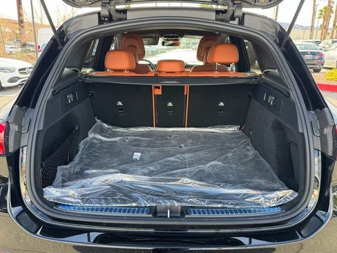 Certified 2025 Mercedes-Benz GLC 300 image 18