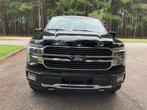 Used 2024 Ford F150 King Ranch w/ FX4 Off-Road Package image 8