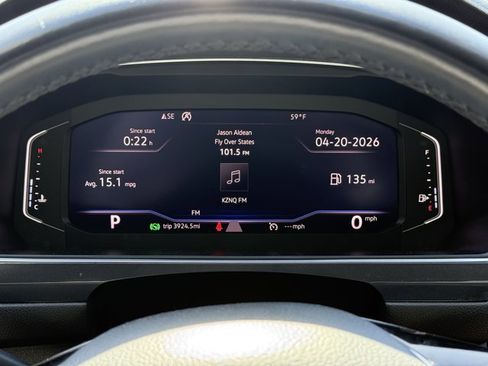 Used 2019 Volkswagen Tiguan SEL image 11