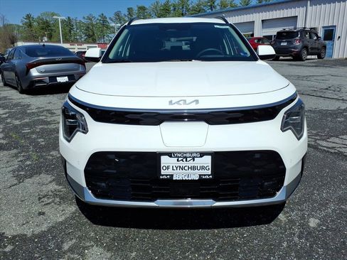 New 2026 Kia Niro Wave w/ Wave Preserve Package image 9